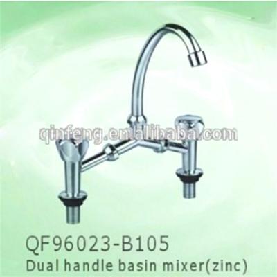 China CLASSIC Zinc Double Handle 2 Hole Basin Mixer Taps With ISO9001 Certificate Approved, Made In China for sale