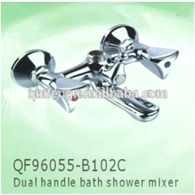 China Contemporary brass double handle bath faucet,bathtubs,musluk,mixer faucet.made in china manufacturer for sale