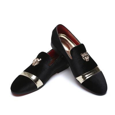 China Breathable Loafers Golden Tiger Leather Golden Buckle Men's Nubuck Leather Shoes for sale