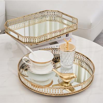 China Round Crystal Antique Glass Sustainable Gold Tray Round Glass Tray Storage Trays for sale