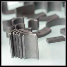 China Screen Wiper Ferrite Segment Magnet for sale