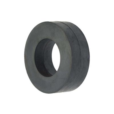 Chine Performance adaptée aux besoins du client d'OIN TS16949 de Gray Ring Ferrite Magnet de charbon de bois haute à vendre