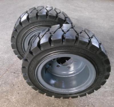 China New industry linde tire 18x8x121/8 forklift solid tires 8.25-15 forklift tire for sale