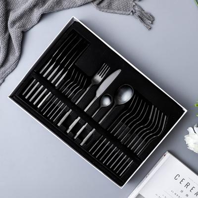 China Sustainable 24 Pcs Flatware Set Fashionable Hot Sale Customized PVD Mirror Polishing Matte Black Cutlery Set for sale