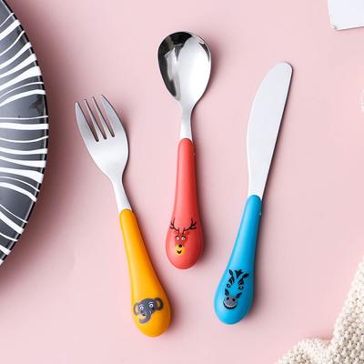 China Viable Creative Design Fast Delivery 3 Pcs Spoon Knife Fork Set Handle Design Safety Kids Flatware Plastic Colorful Flatware Set for sale