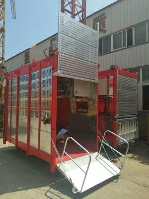 China Passenger Hoist Lift  Double Cage for passenger and  Building Material , Construction hoist for sale