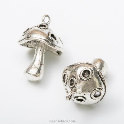 China Factory Supply Fashionable Hot Selling Alloy Mushrooms Charm Pendant for sale