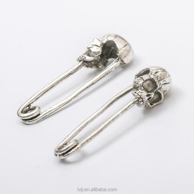 China Factory Price Alloy Hip Hop Jewelry Wholesale Charm Pin Fashionable Silver Plated Charm for sale