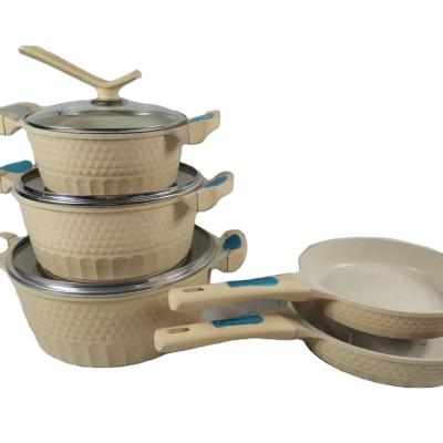 China Sustainable 12pcs Stainless Steel Cookware Set With Gold Handles Swell Pot Frying Pan Soup Pot Set With Capsule Bottom for sale