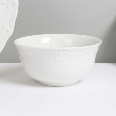 China Sustainable Craft Classic Cute Cute Engraving Ceramic Bowls Embossing White Porcelain Noodle Bowls for sale