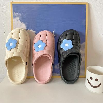 China New Arrival Style Waterproof Walking Slippers Clogs Mules Ladies Sandals Flower Charm Garden Shoes For Girls for sale