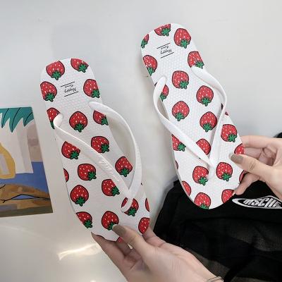 China New Summer Trend Fashion Outdoor Beach Ladies Flat Shoes Slip On Shoes PVC Sandals Flip Flops For Women for sale