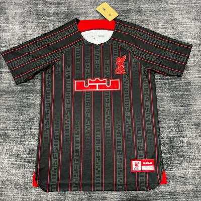 China El jersey de la versión del fanático del fútbol del negro de la edición lleva el jersey 100% del poliéster del artículo en venta