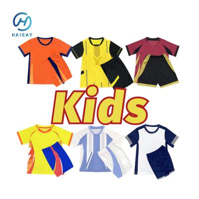 China Breathable Kids Soccer Jerseys Quick Dry Fabric Weight 145gsm for sale