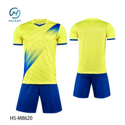 China Football Training Premium Football Jersey Customizable Team Name Jersey Size Range XS-XXL for sale