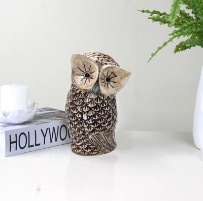 China 2021 News Europe Design Hand-printing Ceramic Small Owl Pottery Owl Statue Cute Sculpture Figurines for sale