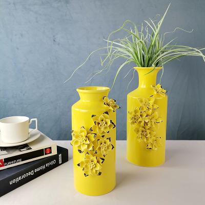 China Traditional Yellow Color Hand Made Flower Fashion Ceramic Decorative Vase For Home Decor for sale