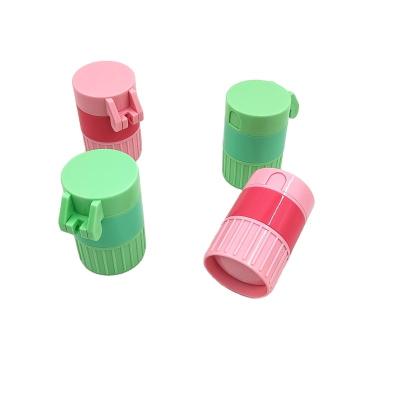 China Portable Pill Splitter Cutter Pill Crushers With 3 Compartments Pill Box for sale