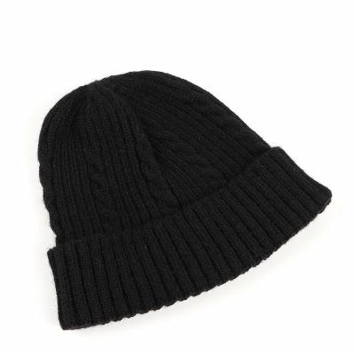 China Outdoor Black Thick Women Knitted Beanie Winter Hat Women Autumn Warm Solid Earflap Beanie 2022 Female White Pink Skullies Beanies for sale