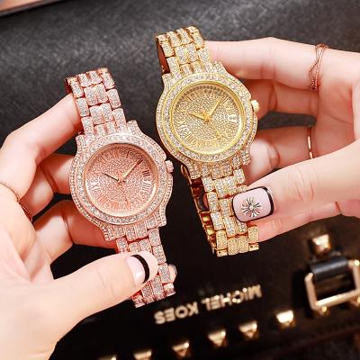 China Chronograph Fully Iced Out Watch Mens Gold Wristwatches Quartz Watch Woman for sale