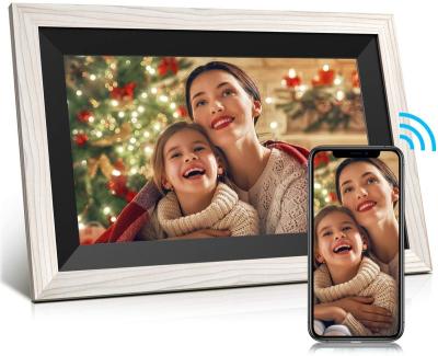 China Wifi Easily Share Photos & Videos 9.7 Inch 2K Touch Screen Share Picture Anywhere Auto-rotate Wifi Digital Photo Picture Frame for sale