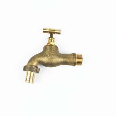 China Heavy Duty Kitchen Brass Faucet Outlet Port Single Handle Wall Mounted for sale