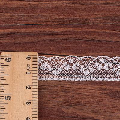 China Cheap Price Viable Crystal Sequins Bridal Luxury Embroidery Beads White Beaded Wedding Tulle Lace Fabric for sale