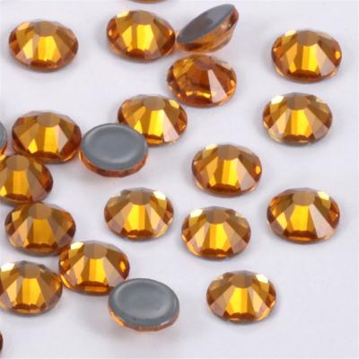 China Acrylic Flatback Garment Shoes SS3 SS4 SS5 SS6 SS8 SS10 SS12 SS16 SS20 SS30 Gem Round Hotfix Rhinestones For Bags Nail Art for sale