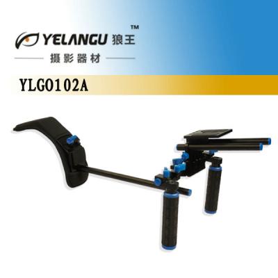 中国 Bmpcc のビデオ打撃の必要 YLG0102A のためのカメラの肩の台紙の装備 販売のため