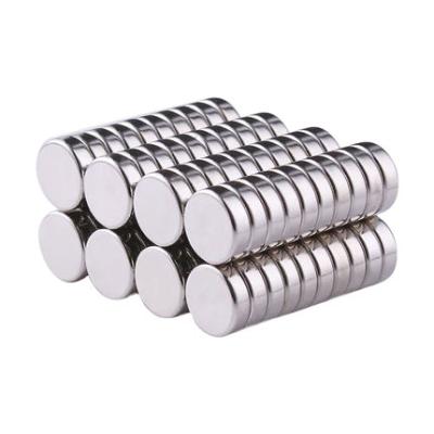 China Industrial Magnet Super Strong Neodymium N35 N40 N52 N54 Disc Magnet for sale