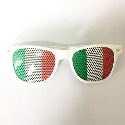 China Fashion Sunglasses Italy Flag Pinhole Sticker Glasses; Italy Flag Pinhole Sticker Sunglasses; for sale