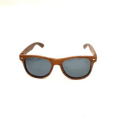 China UV400 OEM Sun Glass Polycarbonate Wooden Frame Wooden Sunglasses for sale