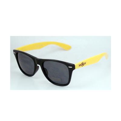 China Customer Logo Neon Promotional Uv 400 Cat Lens Plastic Sunglasses For Women for sale