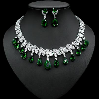 China TRENDY Dubai Jewelry Fine Zirconia Necklace Set UAE Turkish Luxury Jewelry Trends Wedding Tasty Platinum Plated Bridal Jewelry Set for sale