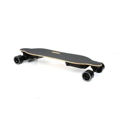 China Adult Ownboard Electric Skateboard With 4.0Ah Fast Accelerate To 48km/h Boosted Board Electric Skateboard With Double Belt Motor for sale