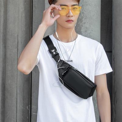 China Stylish Unisex Sport Small Fanny Pack Waist Bag Waterproof Water Proof Belt Pouch Fur Running Leather Men Purse Men for sale