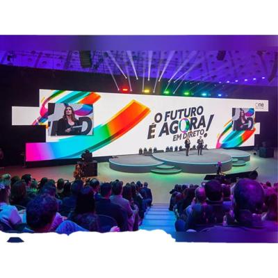 China Ervaar de toekomst van visuele technologie met Rgb 1R1G1B LEDs SMD3535 Mbi 5124 Rental LED Display Te koop