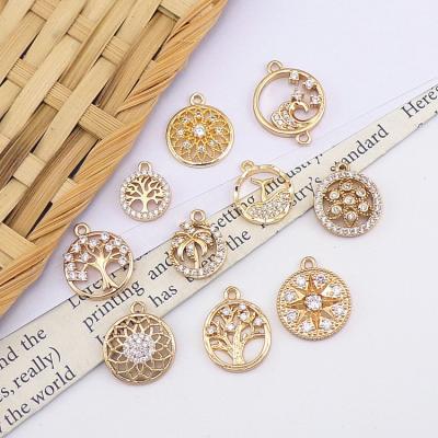 China Diy CLASSIC Microset Zircon Around Gold Plated Charms Jewelry Accessories For Necklace Earrings for sale