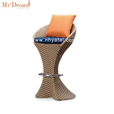 China Weather Resistant Hotel Project High Quality Customized Poly Rattan Outdoor Bar Chair for sale