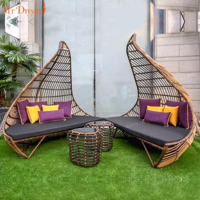 China Aluminum Poolside Sofa Chaise Lounge Outdoor Weather Furniture Onion Shape Outdoor Patio Furniture Wholesale for sale