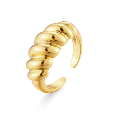 China 2022 CLASSIQUE Adjustable Threaded Rings 18 K Gold Plated Copper Open Crescent Brass Rings For Women for sale