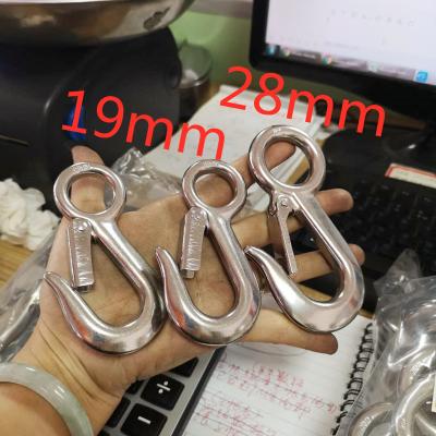 China General Industry 0.2T/0.5T 304 Stainless Steel Round Eye Lifting Crane Snap Hook Breakaway Cargo Hook Hardware Marine Rigging Accessories for sale