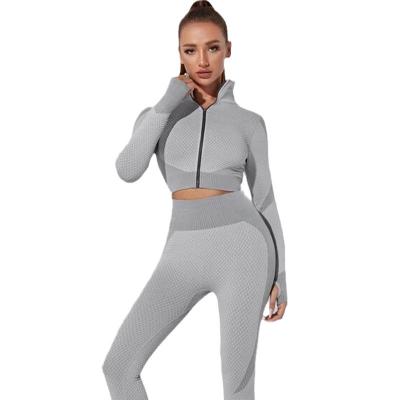 China Breathable Seamless Yoga Tops Female Long Sleeves Yoga Jackets for sale