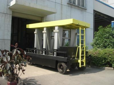 China Six Mast Self Propelled Aerial Scissor Lift Big Platform For Steel Construction for sale