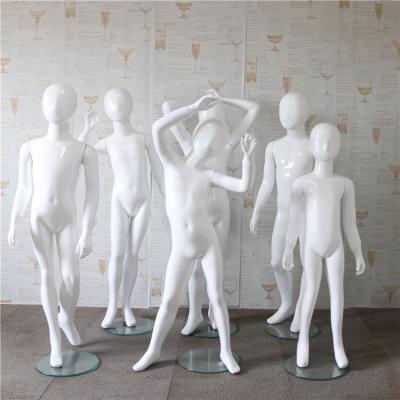 China Plus Size XINJI Fashion Mannequin Display Model Children Cloth Dummy Fiberglass Mannequins Plating Mannequin For Shop for sale