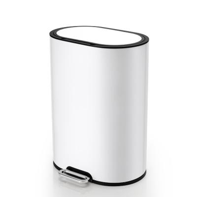 China 6L oval Mini Stainless Steel Trash Can com pétala do pé à venda