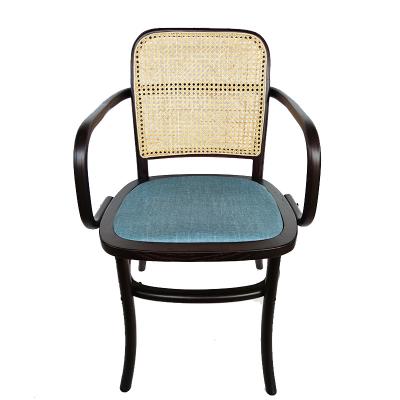 China Modern Design Durable Hot Selling Household Furniture Cushion Dining Chair Comfortable Garden Chair for sale