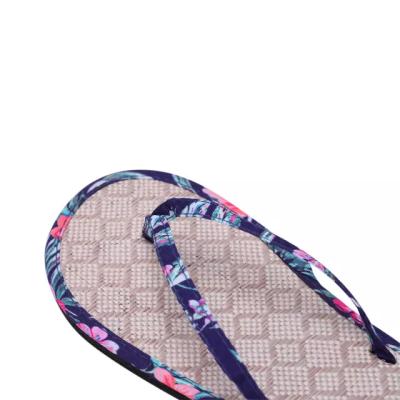 China Fashion Trend Customized Hot Sales Logo Outdoor Summer Beach Men PVC Strap Casual Comfort Sports EVA Flip Flops Casual Slippers for sale