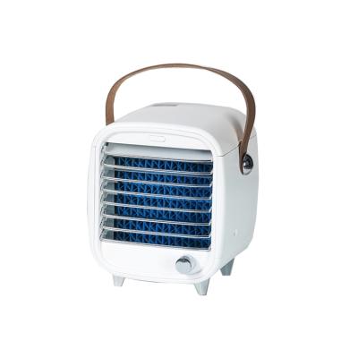 China With High Quality Dismountable Ice Tank Water Tank Air Fan Desktop Sprayer Air Conditioner Mini Cooler Fan for sale