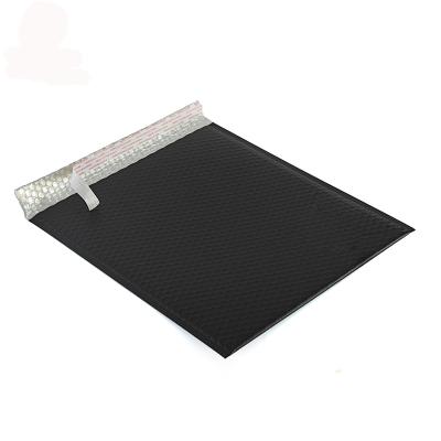 China 400*500+40mm Recyclable Matte Black Bubble Mailer Padded Bubble Mailer Metallic Bubble Mailers For Handbag for sale